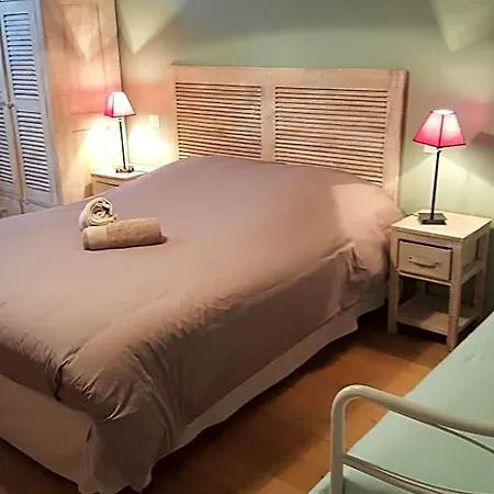 بيت ريفي L'auberge De Teissieres-les-Boulies